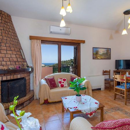 Villa Dimosthenis Stalós Dış mekan fotoğraf