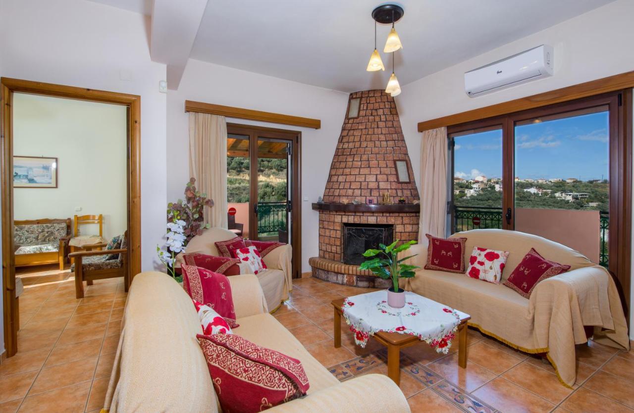 Villa Dimosthenis Stalós Dış mekan fotoğraf