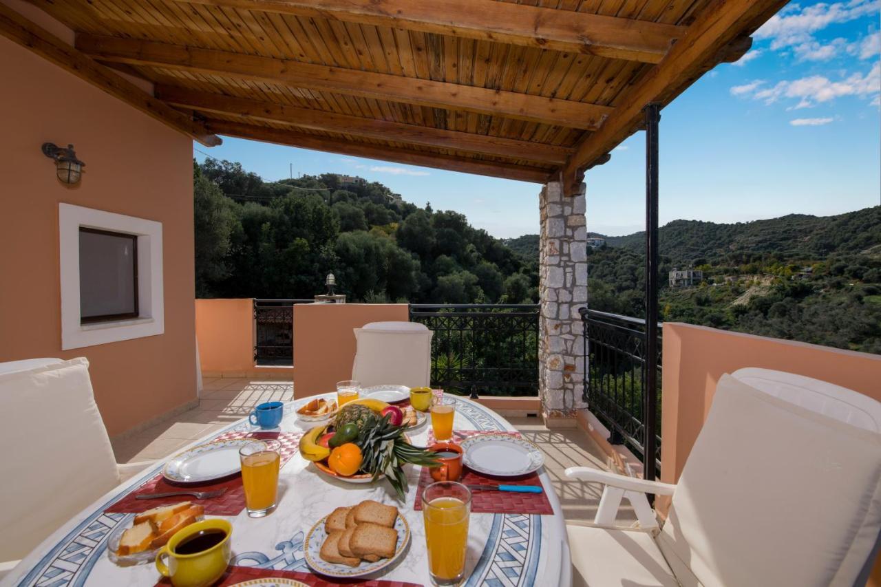 Villa Dimosthenis Stalós Dış mekan fotoğraf