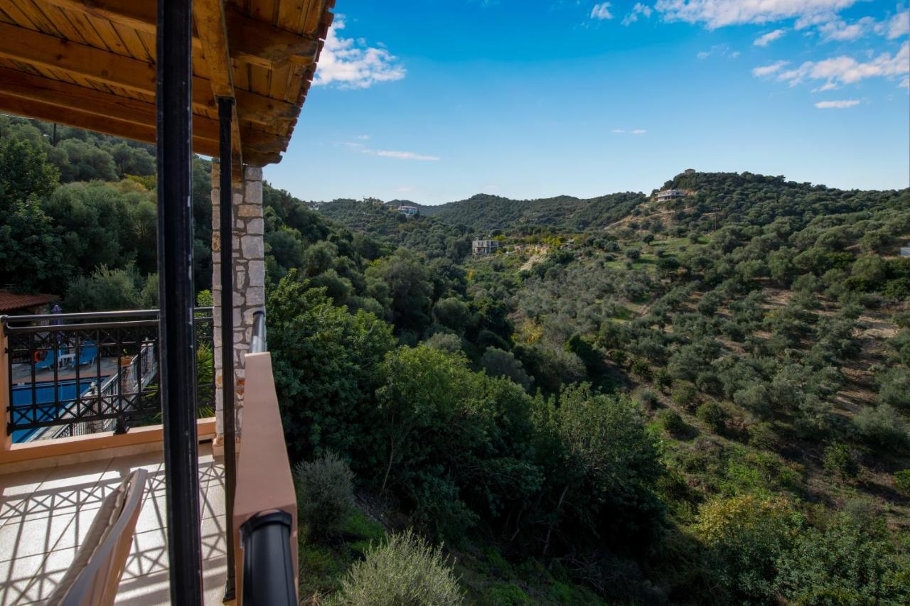 Villa Dimosthenis Stalós Dış mekan fotoğraf