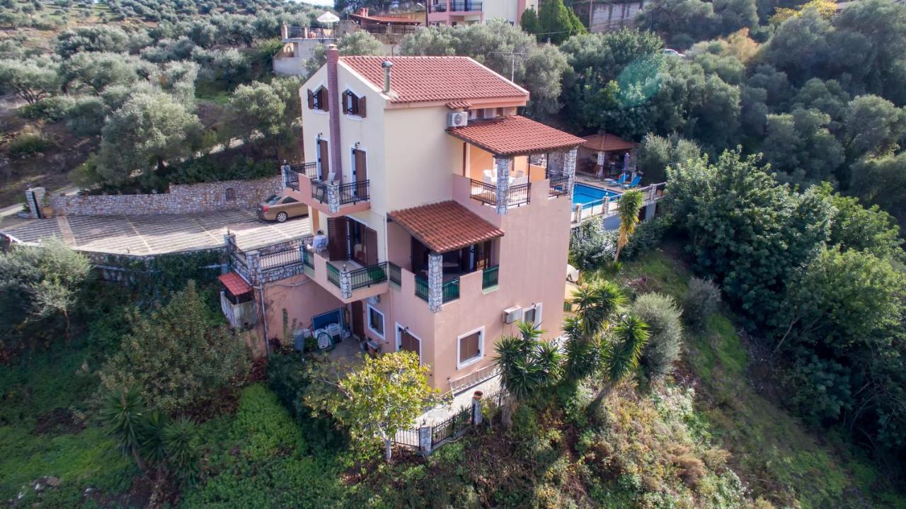 Villa Dimosthenis Stalós Dış mekan fotoğraf