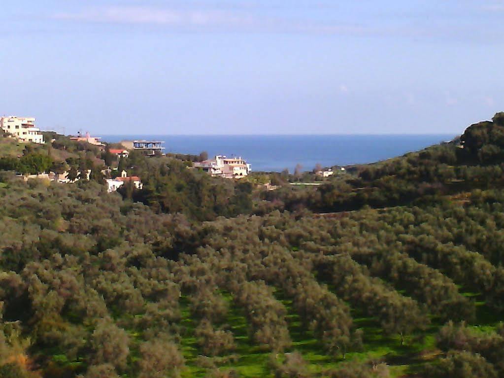 Villa Dimosthenis Stalós Dış mekan fotoğraf